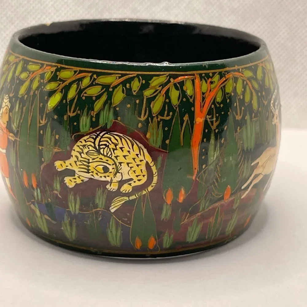 Vintage bangle wood hand paint